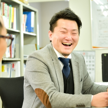 HARADA株式会社の営業マン